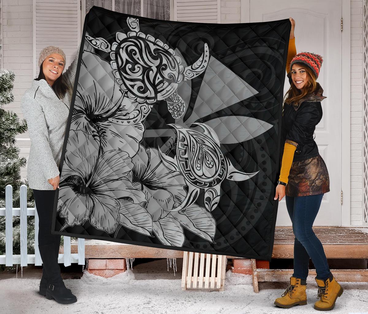 Hawaii Turtle Premium Quilt Polynesian Hibiscus Art Ver 2.0 Gray AH - Polynesian Pride