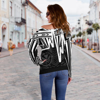 Hawaii Women's Off Shoulder Sweaters - Kanaka Maoli With Polynesian Pattern In Heartbeat Style (Black,White) - Polynesian Pride