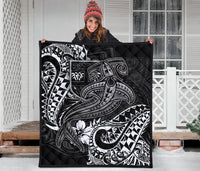 Fiji Premium Quilt - White Shark Polynesian Tattoo - Polynesian Pride