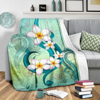 Hawaii Plumeria Premium Blanket - Polynesian Pride