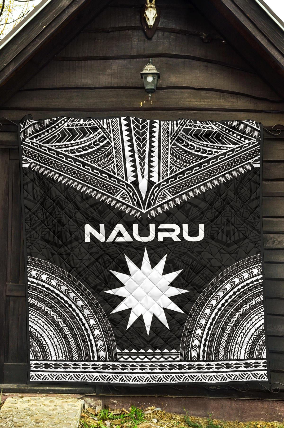 Nauru Premium Quilt - Nauru Flag Polynesian Chief Black Version - Polynesian Pride