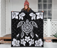Hawaiian Silver Turtle Plumeria Quilt - Polynesian Pride