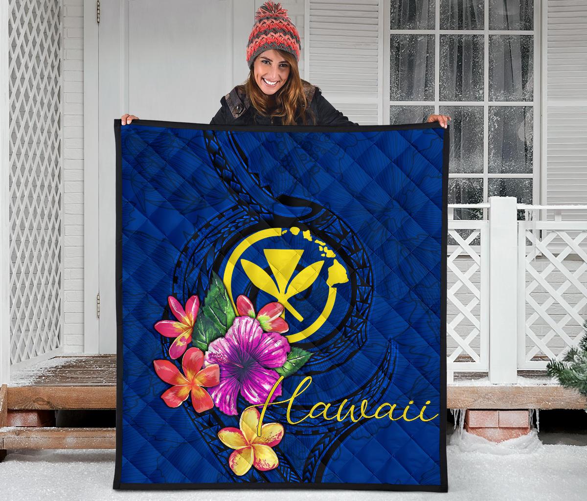 Hawaii Polynesian Premium Quilt - Floral With Seal Blue - Polynesian Pride