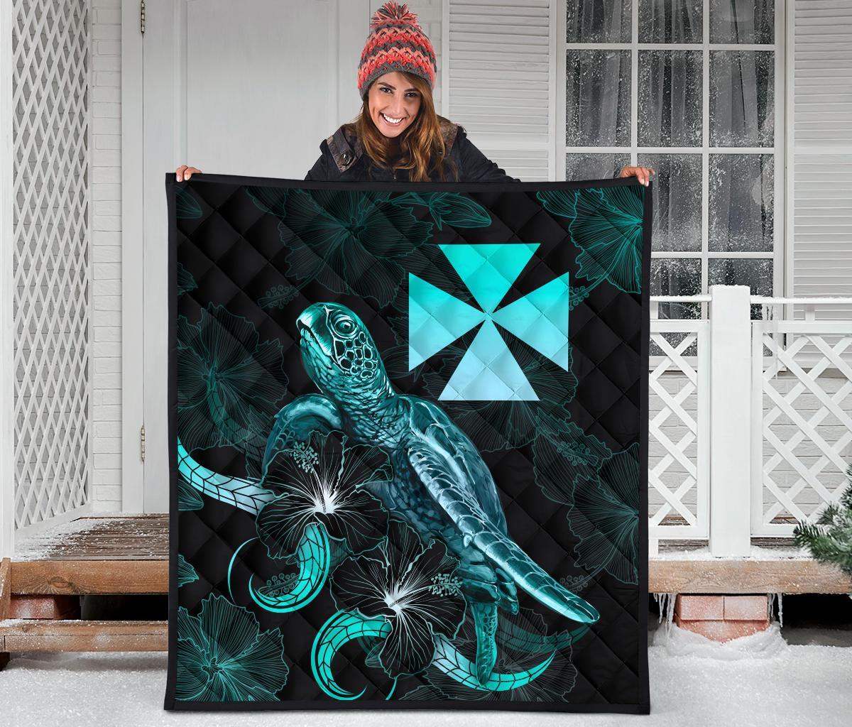 Wallis and Futuna Polynesian Premium Quilt - Turtle With Blooming Hibiscus Turquoise - Polynesian Pride