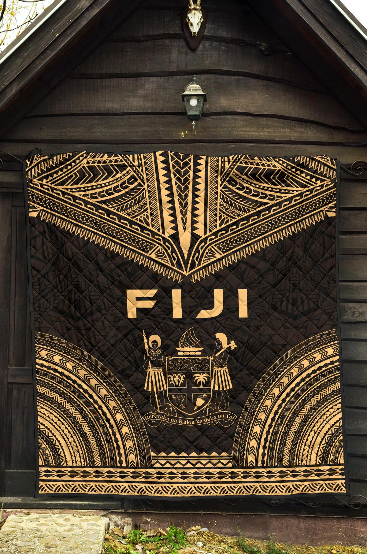 Fiji Premium Quilt - Fiji Coat Of Arms Polynesian Chief Gold Version - Polynesian Pride