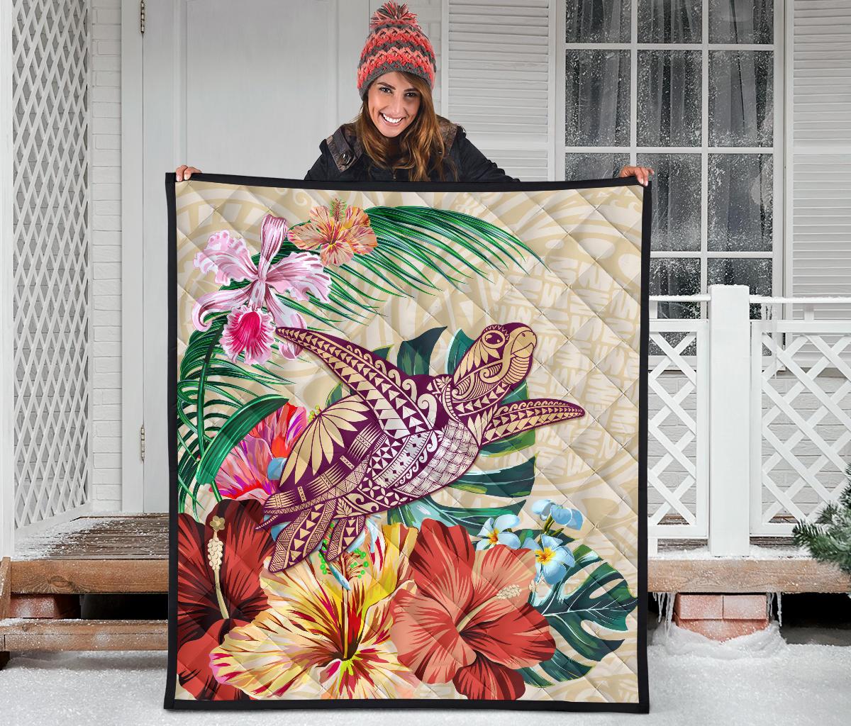 Hawaii Tropical Hibiscus Plumeria Turtle Beige Premium Quilt - Polynesian Pride