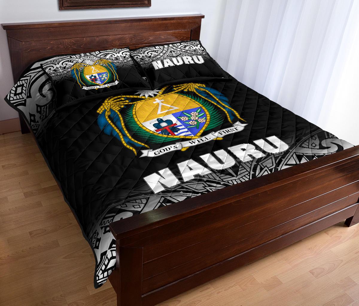 Nauru Quilt Bed Set - Nauru Coat Of Arms Polynesian Tattoo Black Fog Style - Polynesian Pride