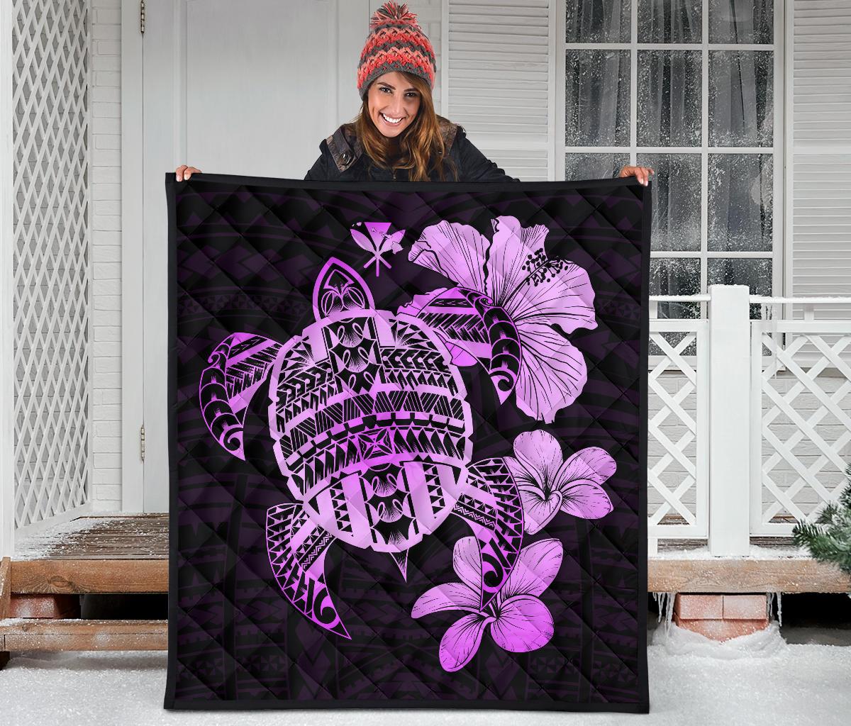 Hawaiian Kanaka Hibiscus Plumeria Mix Polynesian Turtle Premium Quilt Pink AH - Polynesian Pride