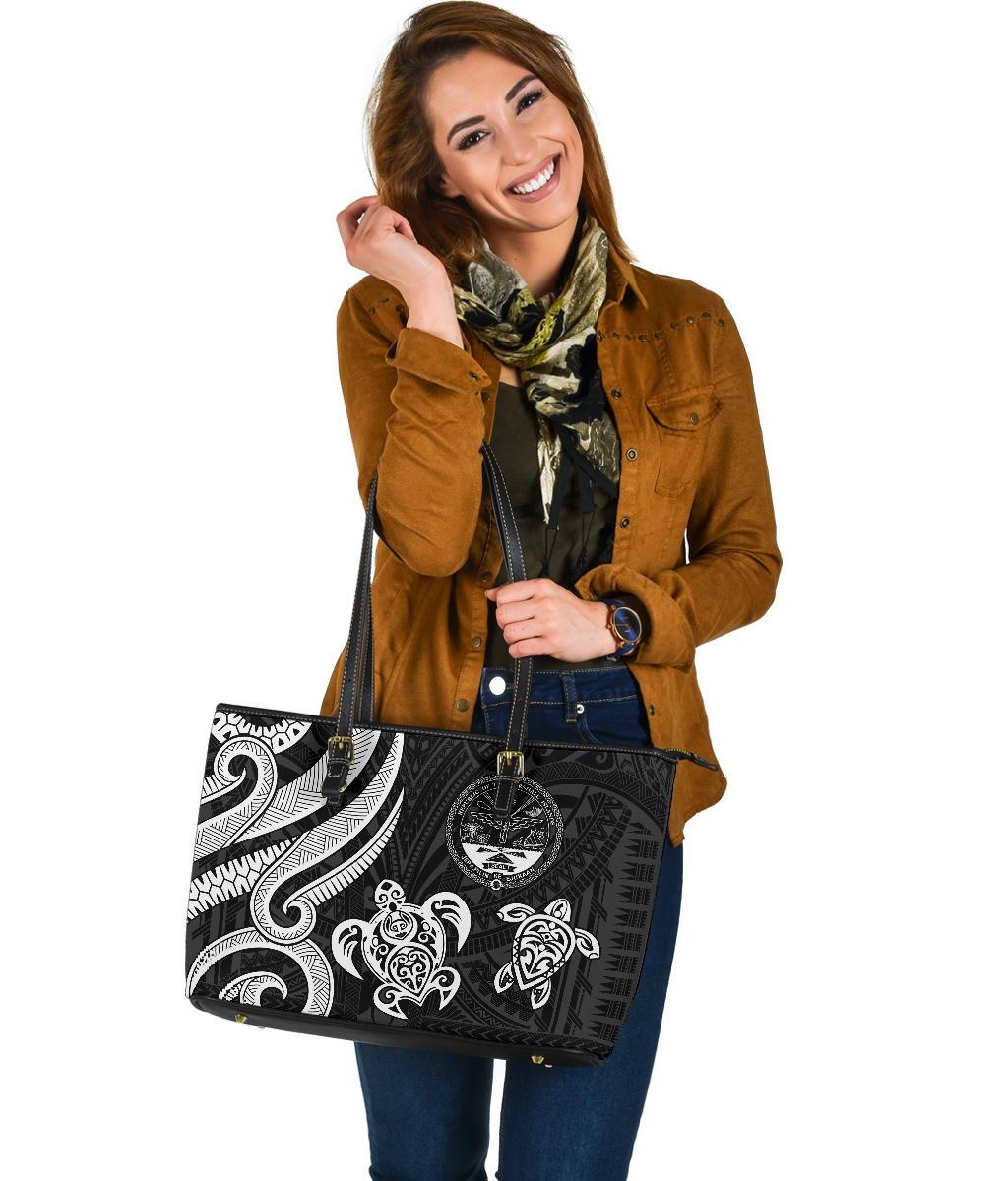 Marshall Islands Large Leather Tote Bag - Tentacle Turtle White - Polynesian Pride