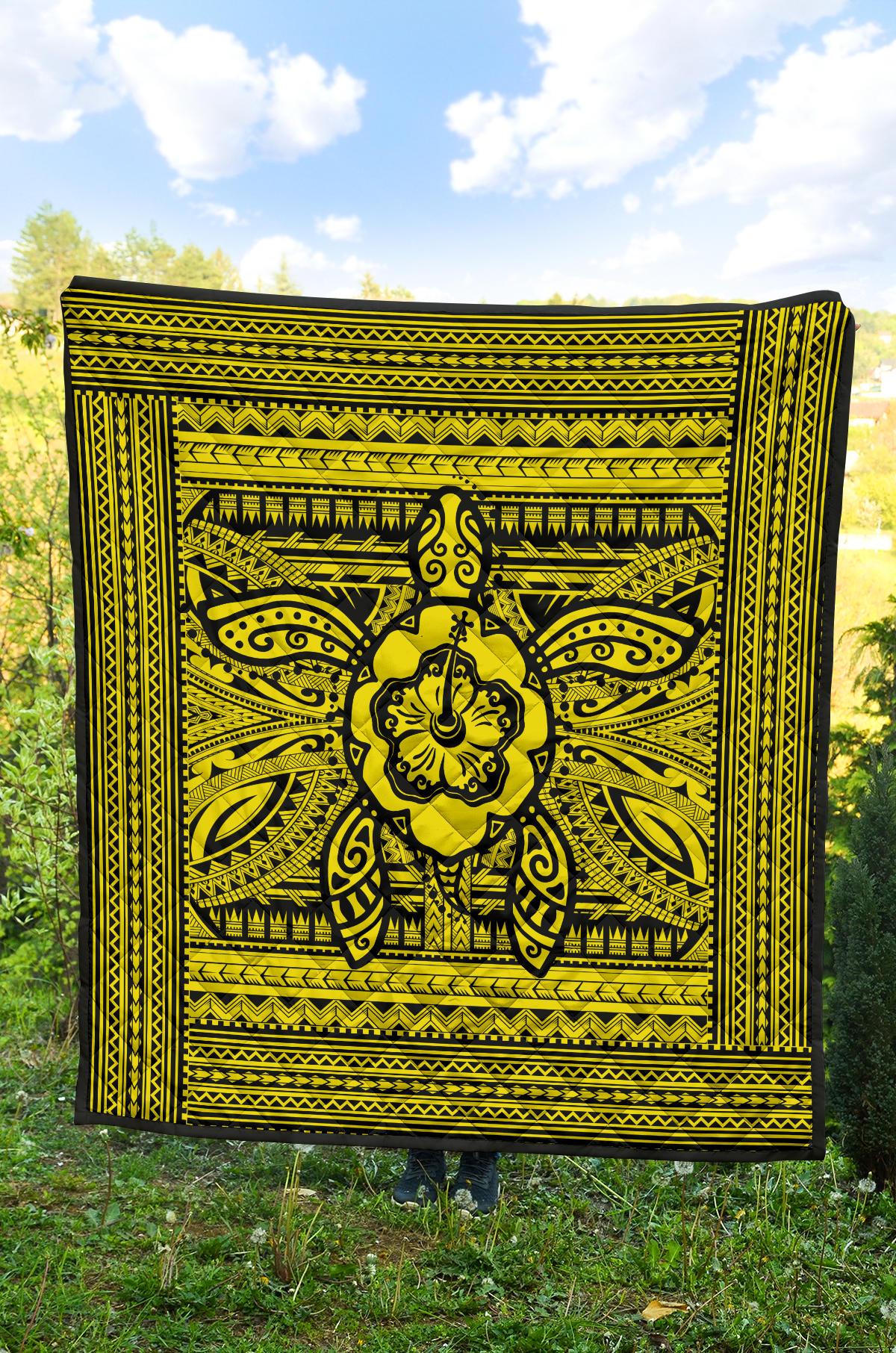 Hawaii Polyensian Turtle Premium Quilt Yellow - Polynesian Pride