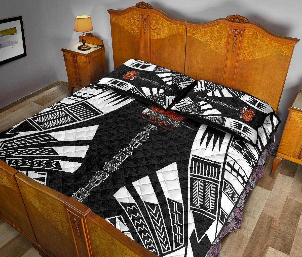 Papua New Guinea Quilt Bed Set - Papua New Guinea Coat Of Arms & Polynesian White Tattoo Style - Polynesian Pride