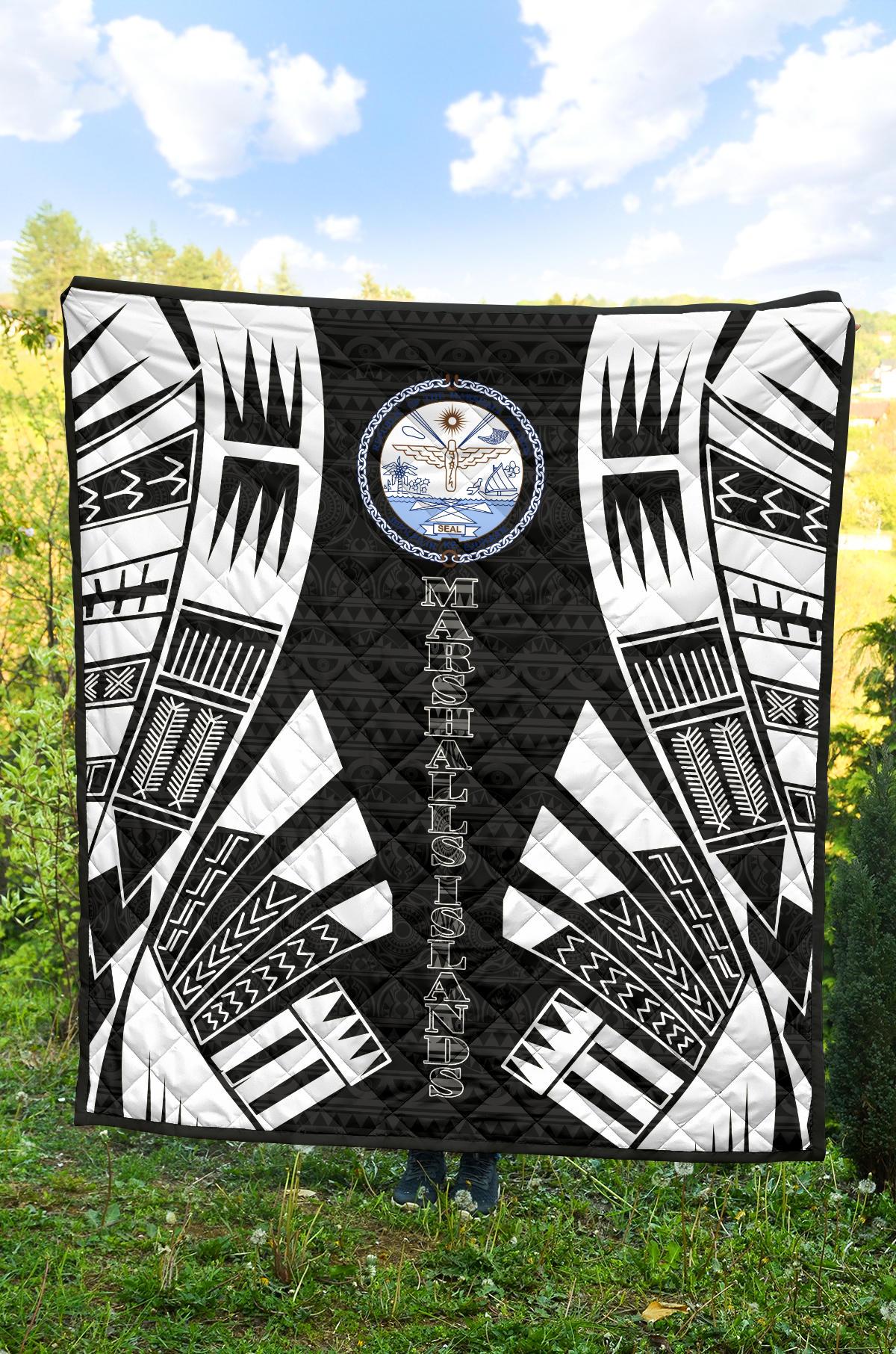 Marshall Islands Premium Quilt - Marshall Islands Seal Polynesian White Tattoo - Polynesian Pride