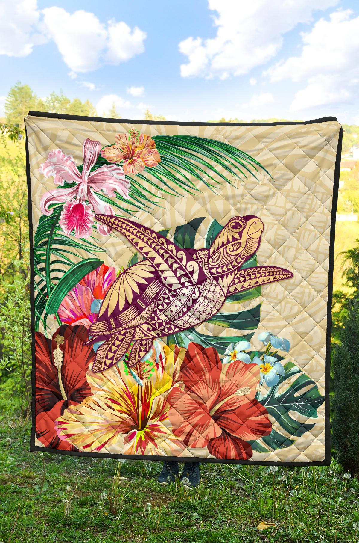 Hawaii Tropical Hibiscus Plumeria Turtle Beige Premium Quilt - Polynesian Pride