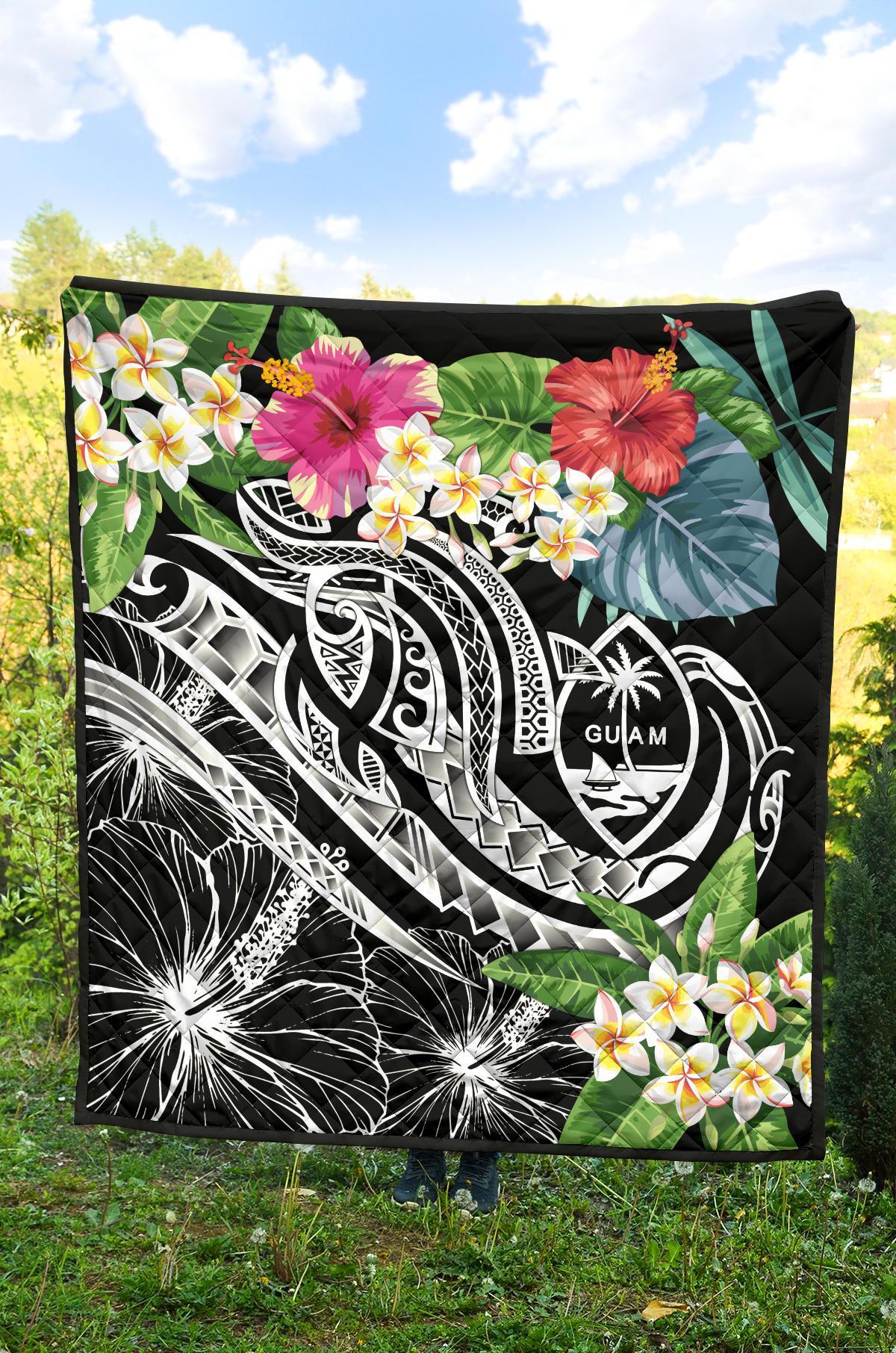 Guam Polynesian Premium Quilt - Summer Plumeria (Black) - Polynesian Pride