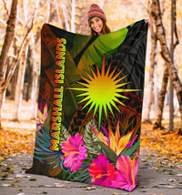 Marshall Islands Polynesian Premium Blanket - Hibiscus and Banana Leaves - Polynesian Pride