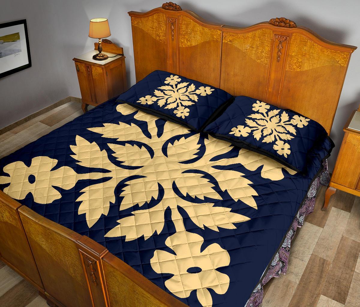 Hawaiian Quilt Bed Set Royal Pattern - Indigo - B2 Style - Polynesian Pride