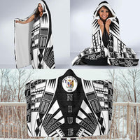 Niue Hooded Blanket - Polynesian Tattoo Black - Polynesian Pride