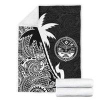 Marshall Islands Coconut Tree Premium Blanket Black White - Polynesian Pride