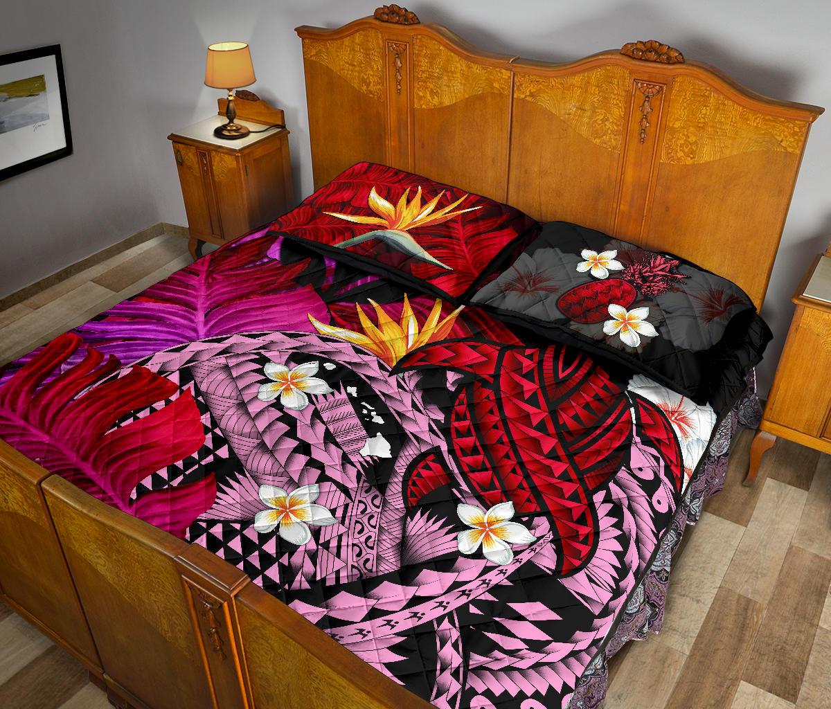 Kanaka Maoli (Hawaiian) Quilt Bed Set, Polynesian Pineapple Banana Leaves Turtle Tattoo Pink - Polynesian Pride
