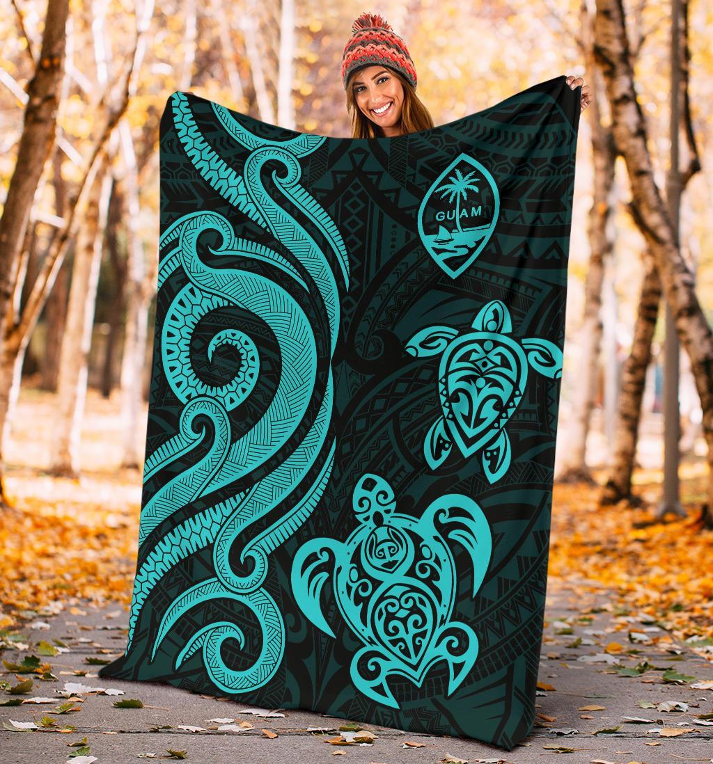 Guam Polynesian Premium Blanket - Turquoise Tentacle Turtle - Polynesian Pride
