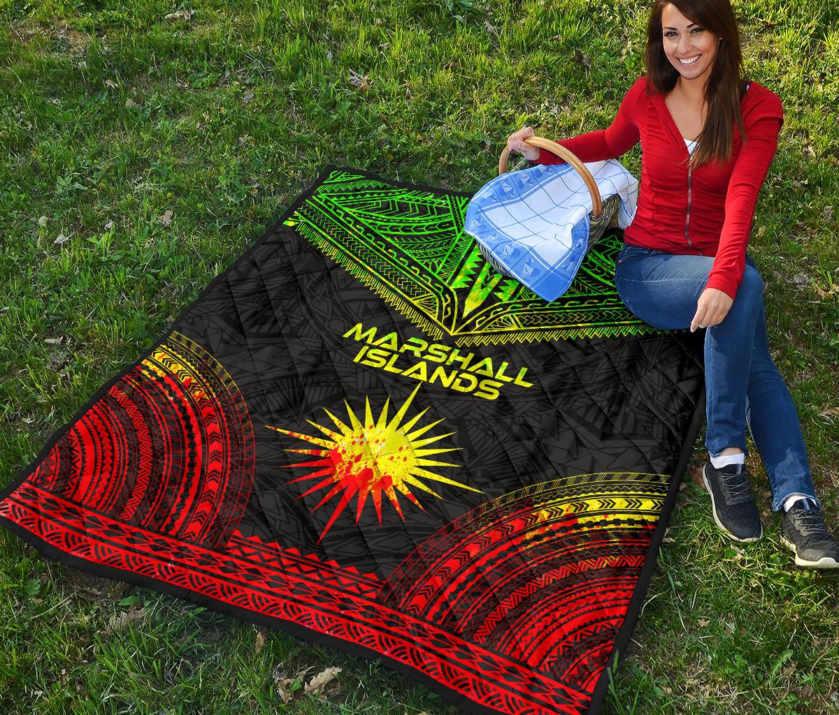 Marshall Islands Premium Quilt - Marshall Islands Flag Polynesian Chief Reggae Version - Polynesian Pride