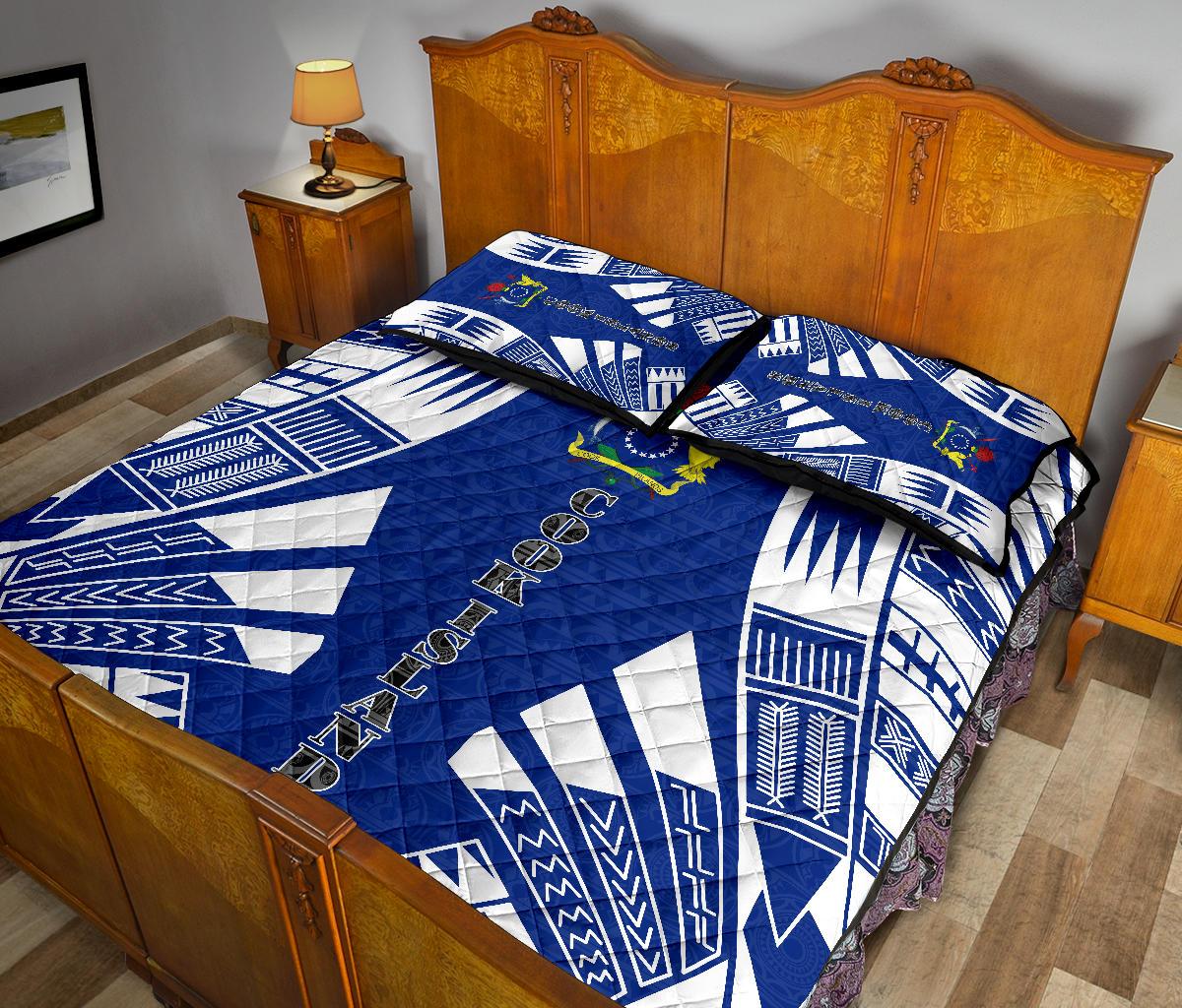 Cook Islands Quilt Bed Set - Cook Islands Coat Of Arms & Polynesian White Tattoo Style - Polynesian Pride