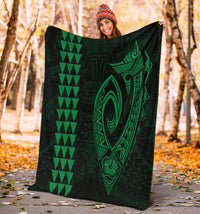 Hawaii Kakau Makau Fish Hook Polynesian Premium Blanket - Green - Polynesian Pride