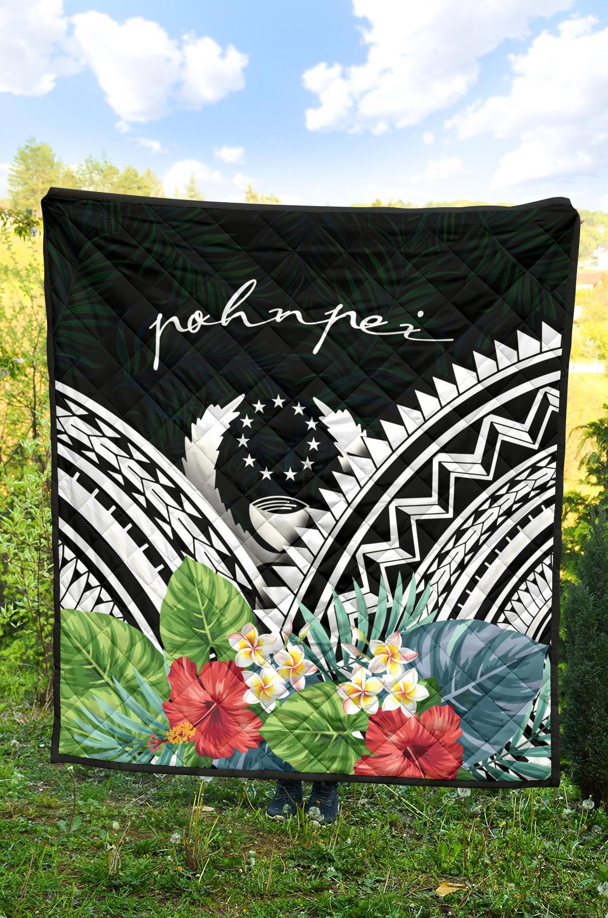 Pohnpei Premium Quilt - Pohnpei Coat of Arms & Polynesian Tropical Flowers White - Polynesian Pride