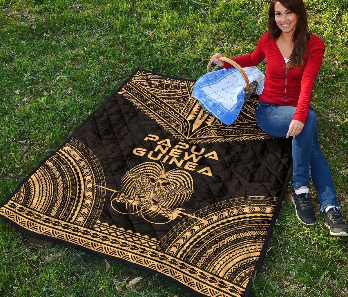 Papua New Guinea Premium Quilt - Papua New Guinea Coat Of Arms Polynesian Chief Gold Version - Polynesian Pride
