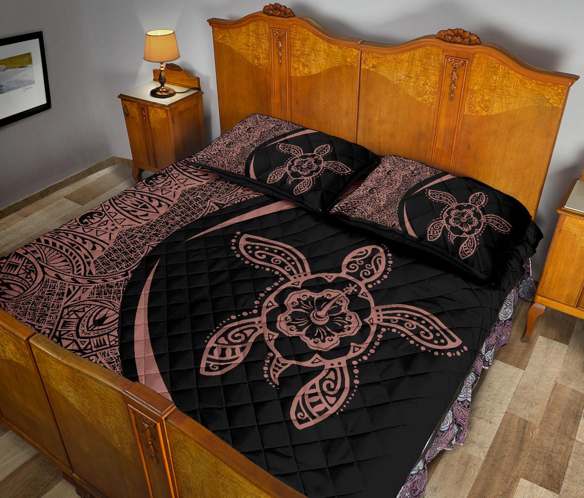 Hawaiian Polynesian Turtle Quilt Bed Set - Circle Style Pink And Black - Polynesian Pride