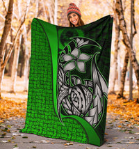 Pohnpei Micronesia Premium Blanket Green - Turtle With Hook - Polynesian Pride