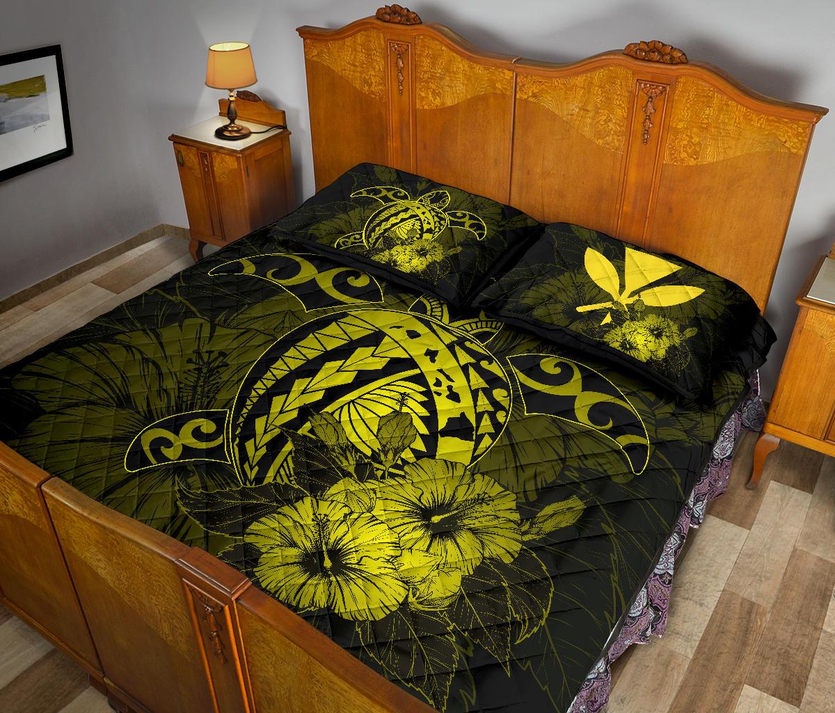 Hawaii Hibiscus Quilt Bed Set - Harold Turtle - Yellow - Polynesian Pride