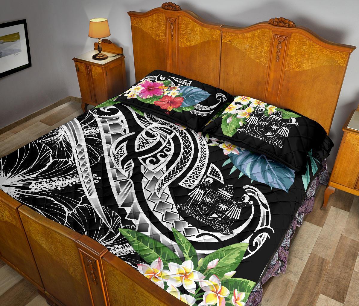 Fiji Polynesian Quilt Bed Set - Summer Plumeria (Black) - Polynesian Pride