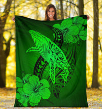 Hawaii Whale Swim Poly Green Premium Blanket - Polynesian Pride