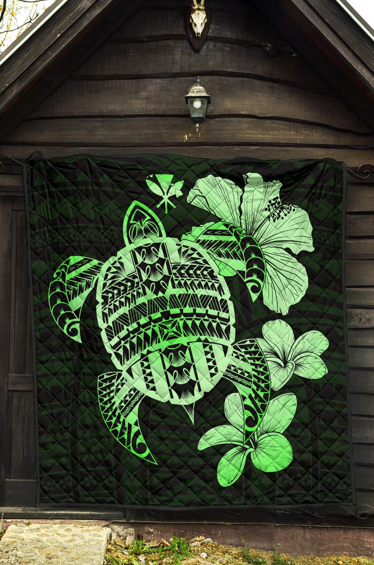Hawaiian Kanaka Hibiscus Plumeria Mix Polynesian Turtle Premium Quilt Green AH - Polynesian Pride