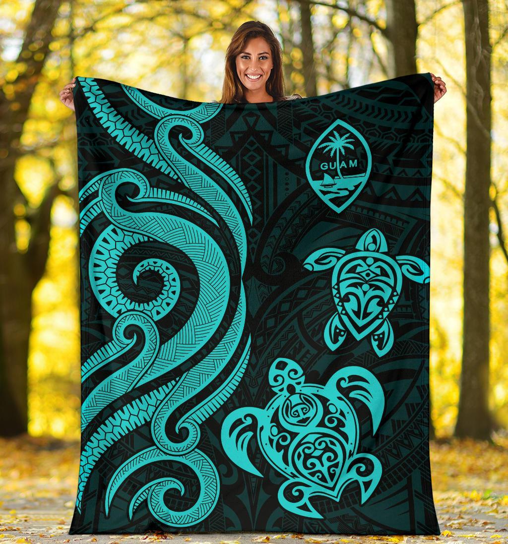 Guam Polynesian Premium Blanket - Turquoise Tentacle Turtle - Polynesian Pride