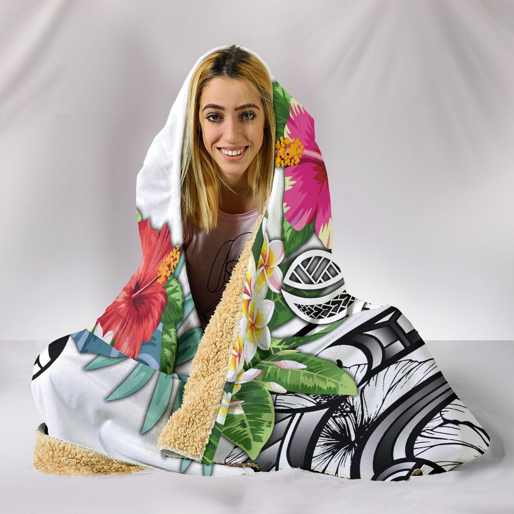 Marshall Islands Polynesian Hooded Blanket - Summer Plumeria (White) - Polynesian Pride