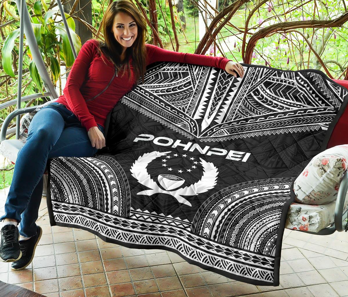Pohnpei Premium Quilt - Pohnpie Flag Polynesian Chief Black Version - Polynesian Pride