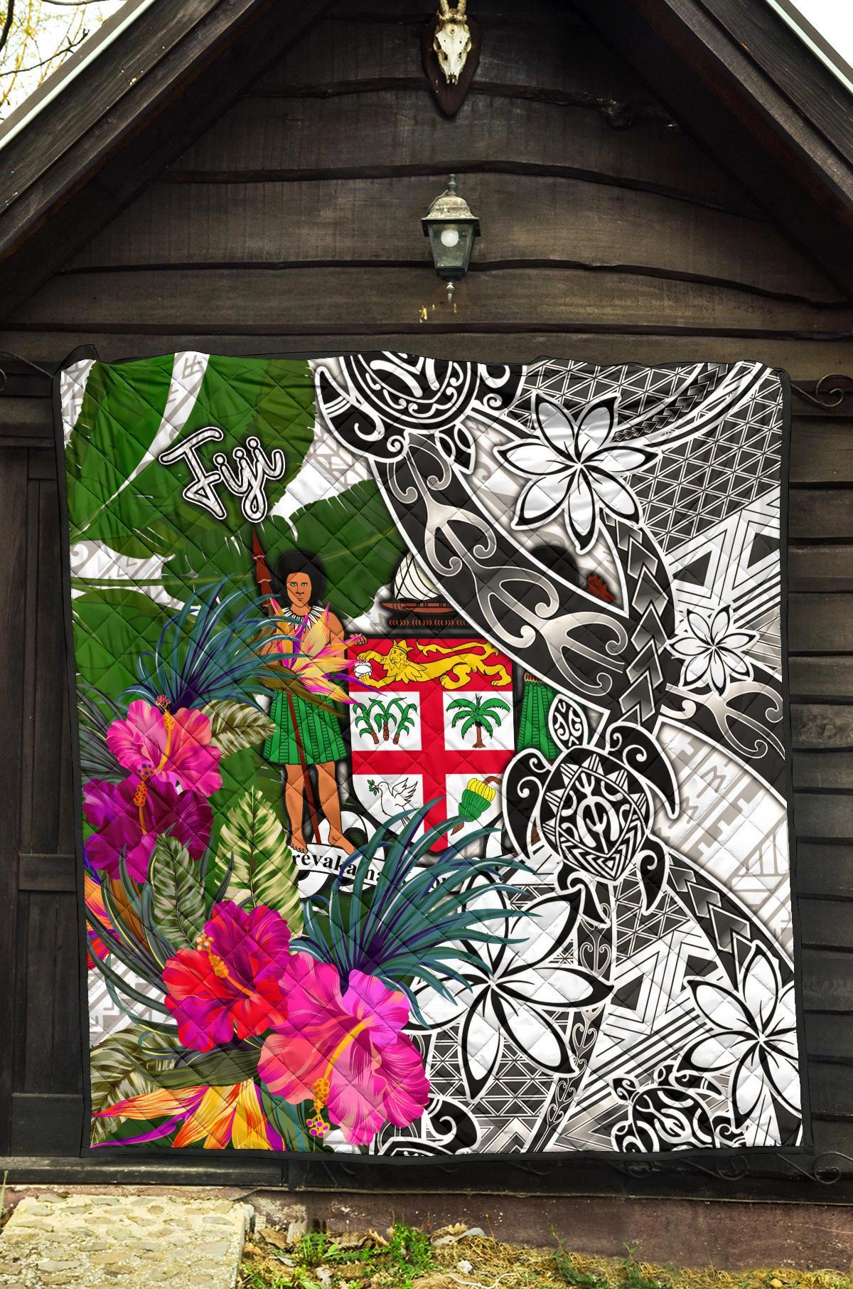 Fiji Premium Quilt White - Turtle Plumeria Banana Leaf Crest - Polynesian Pride