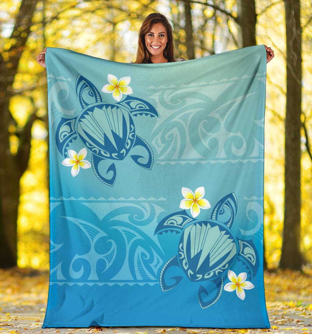Hawaii Plumeria Deep Blue Turtle Premium Blanket - Polynesian Pride