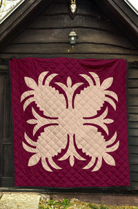 Hawaiian Premium Quilt Royal Pattern - Pink - A2 Style - Polynesian Pride