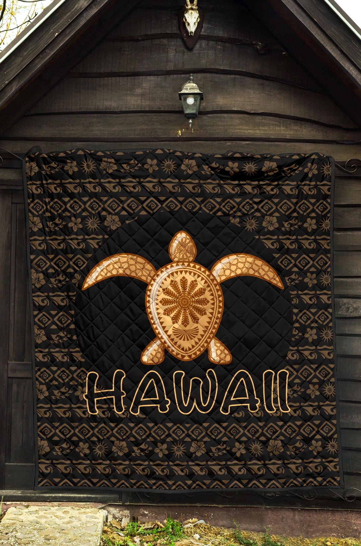 Hawaii Turtle Golden Premium Quilt - Polynesian Pride