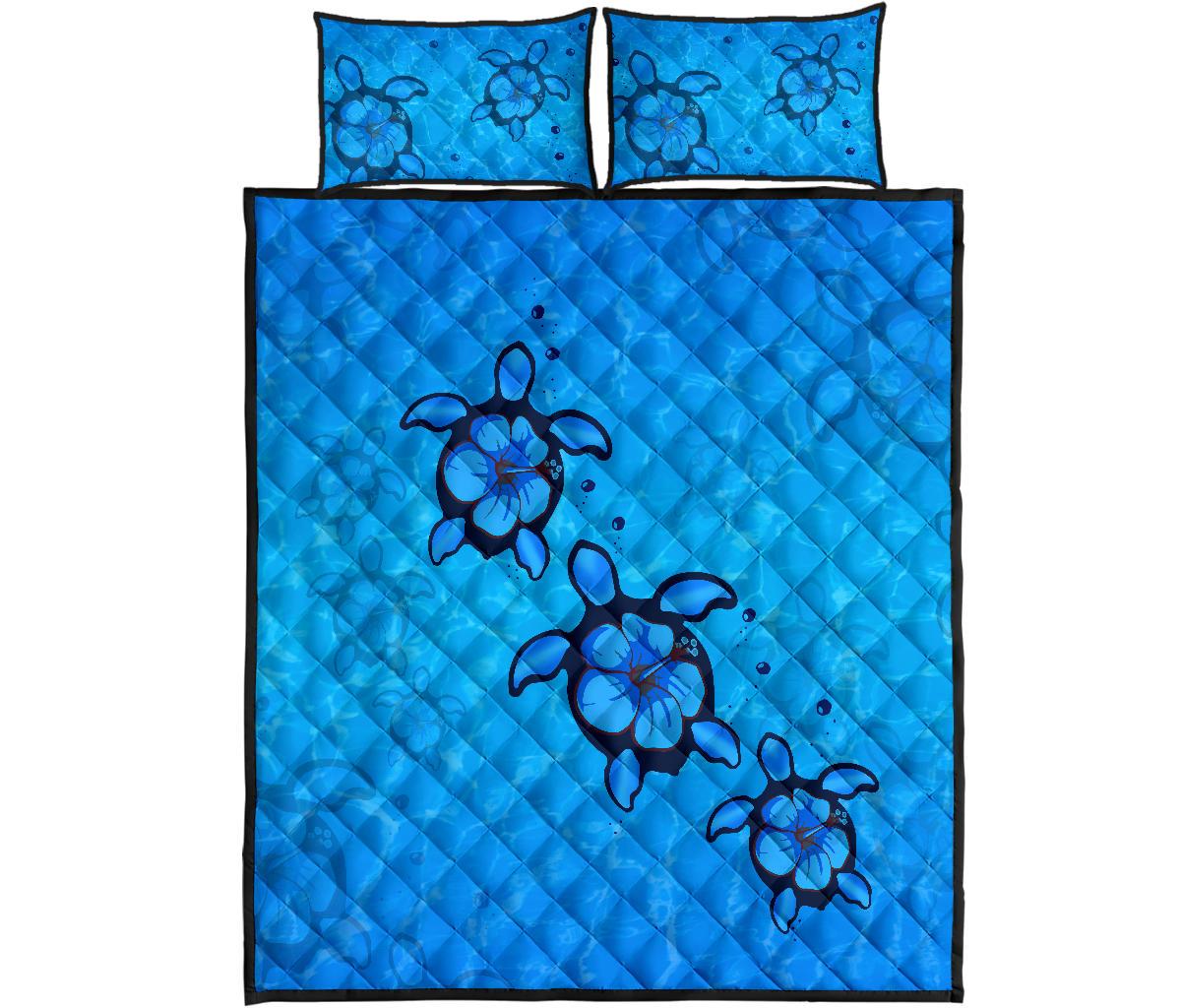 Turtle Hibiscus Swim In Sea Quilt Bed Set Blue - Polynesian Pride