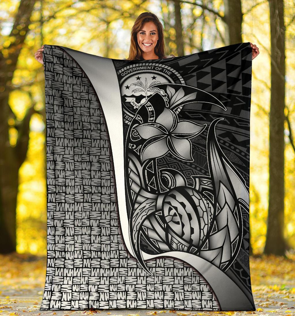 Federated States of Micronesia Premium Blanket White - Turtle With Hook - Polynesian Pride