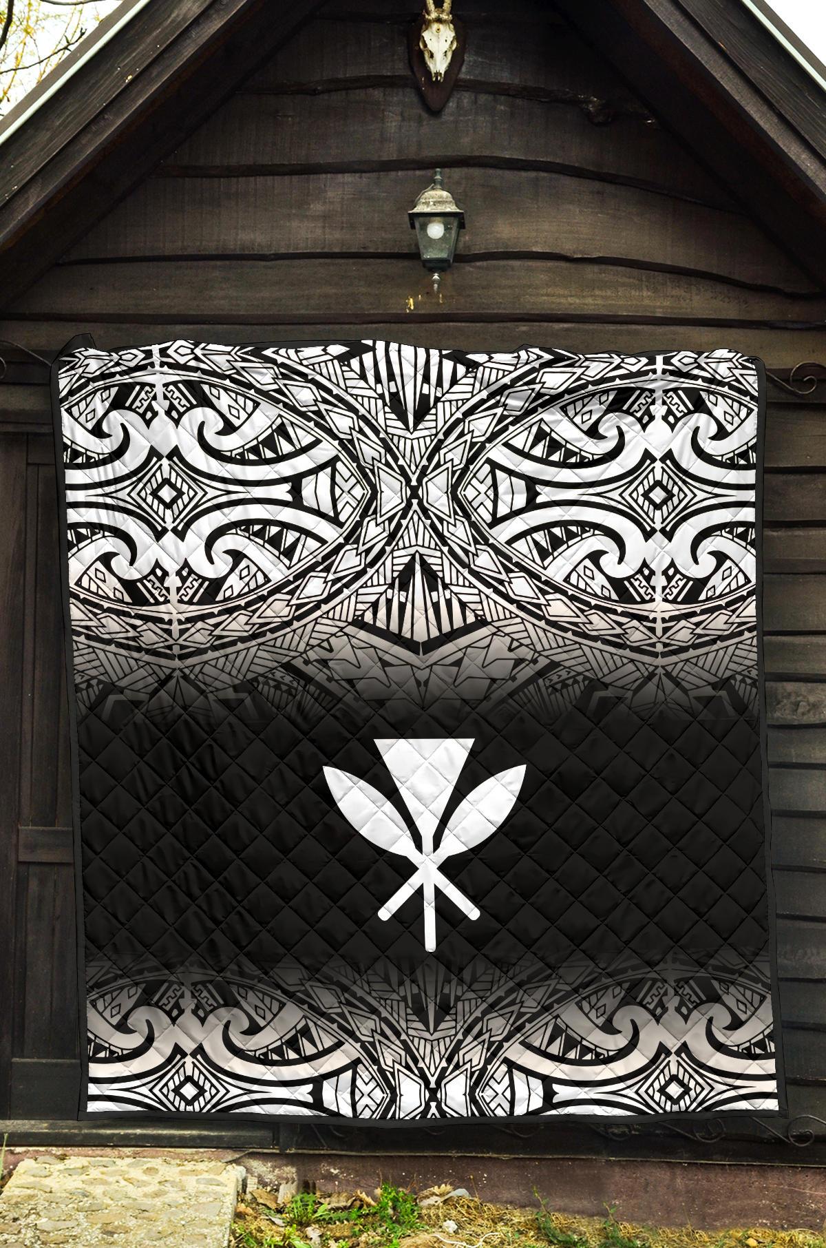 Hawaii Premium Quilt - White Kanaka Maoli Polynesian Tattoo & Black Frog - Polynesian Pride