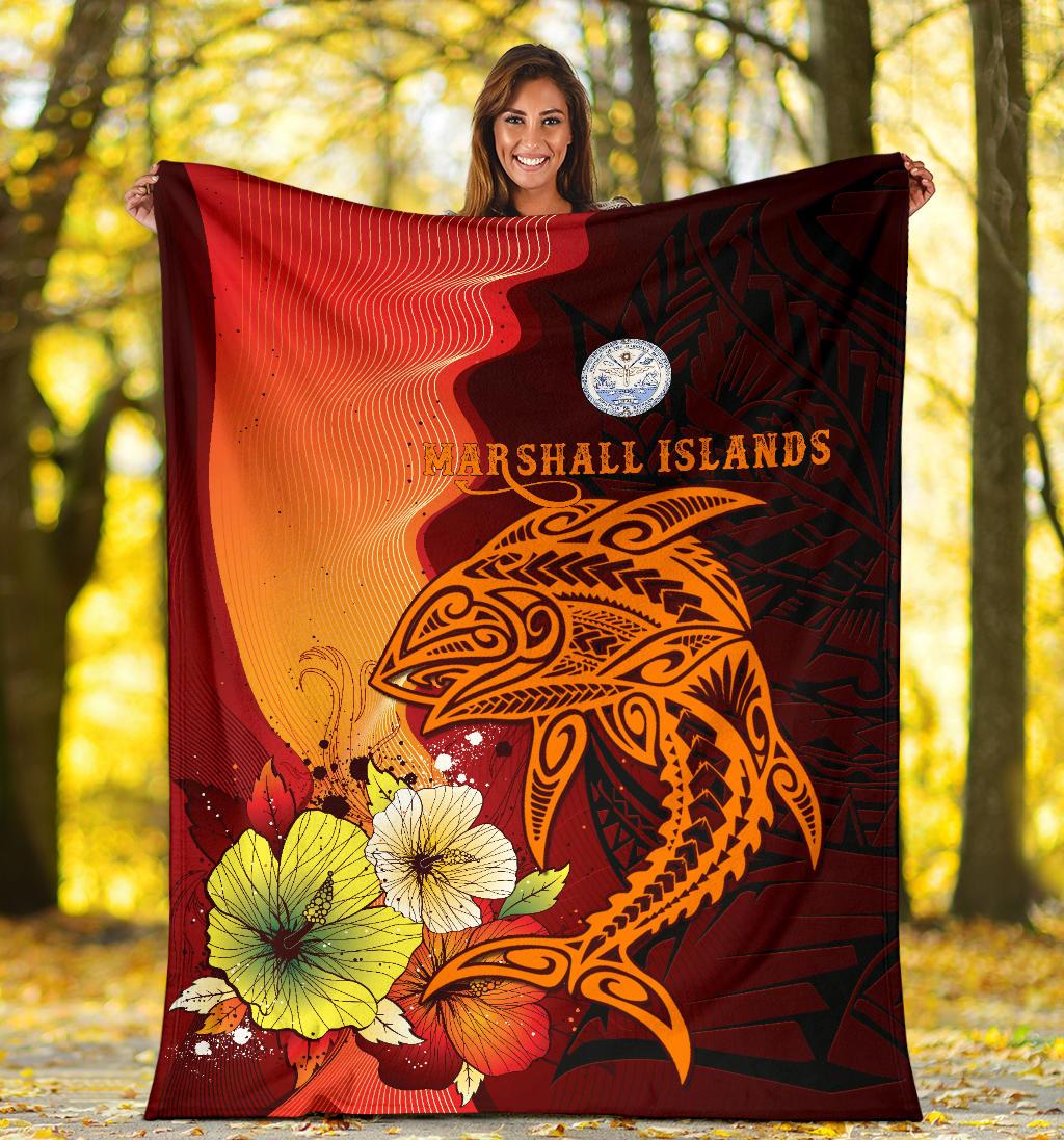 Marshall Islands Premium Blankets - Tribal Tuna Fish - Polynesian Pride