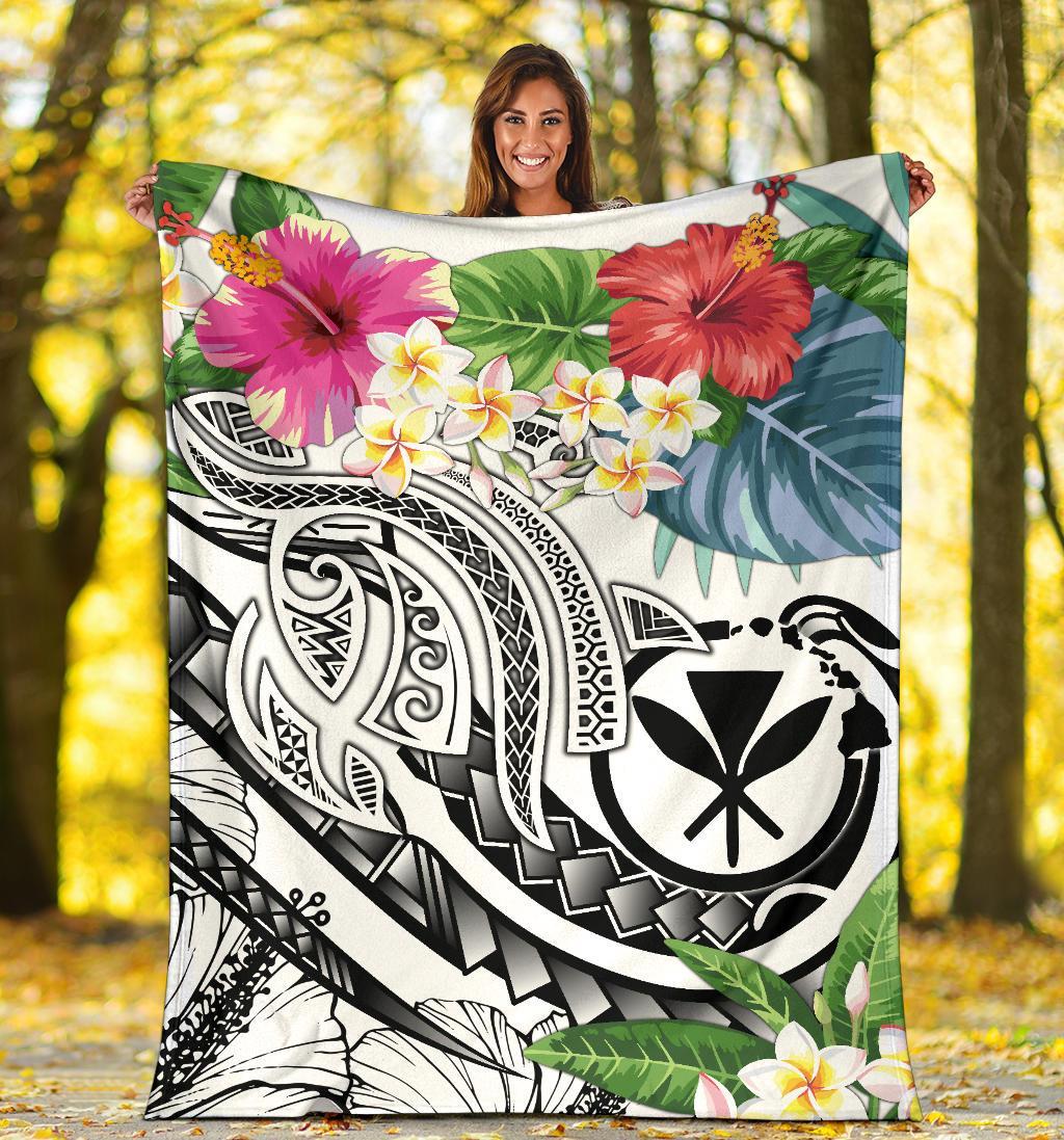 Polynesian Hawaii Kanaka Maoli Premium Blanket - Summer Plumeria (White) - Polynesian Pride