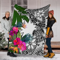 Nauru Premium Blanket White - Turtle Plumeria Banana Leaf White - Polynesian Pride