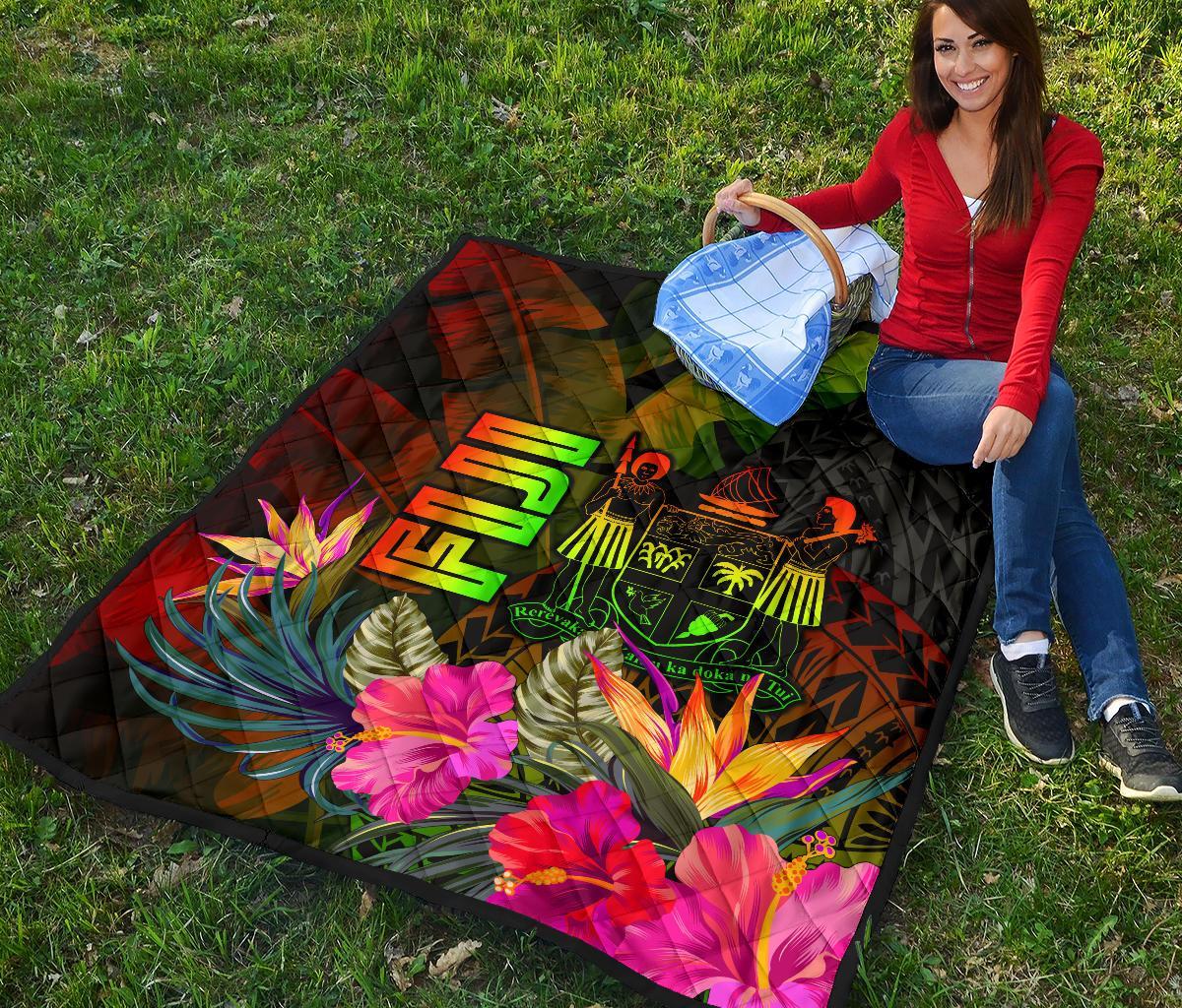 Fiji Polynesian Premium Quilt - Hibiscus and Banana Leaves - Polynesian Pride