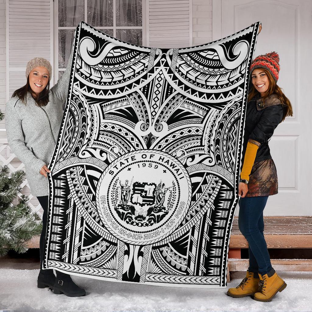 Hawaii Blankets - Polynesian Tattoo & Coat Of Arm Hawaii - Polynesian Pride